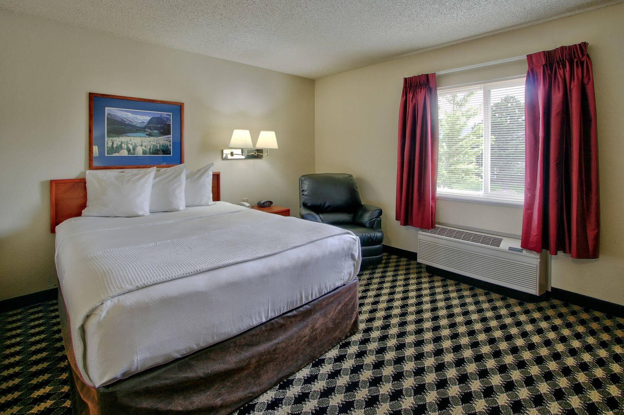 Mcm Elegante Suites (Adults Only) Colorado Springs Exterior photo